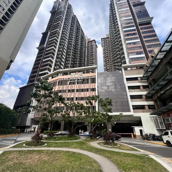 The RADIANCE MANILA BAY, hotel di Manila