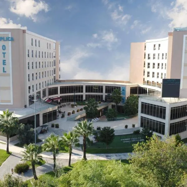İstanbul Medikal Termal, hotel v destinaci Tuzla