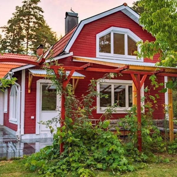 Apartment in recreational area close to the city, hotel in Örebro