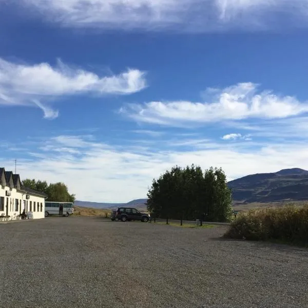 Bakkaflöt Guesthouse, hotel v destinaci Varmahlid