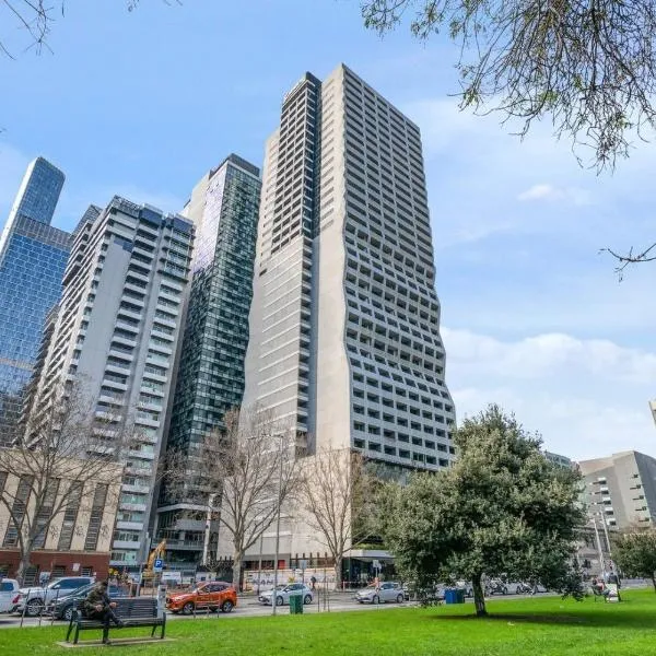Oaks Melbourne on William Suites、メルボルンのホテル