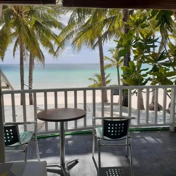Bluewaves Beach House, hotel di Boracay