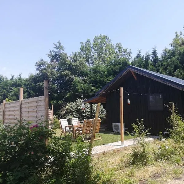 Charmante cabane à la ferme, à 15 min de Moissac, hotel v destinácii Moissac