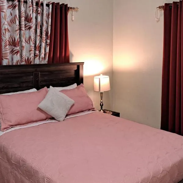 Tropix Getaway - Rental Car Available, hotel v destinaci Crocus Hill