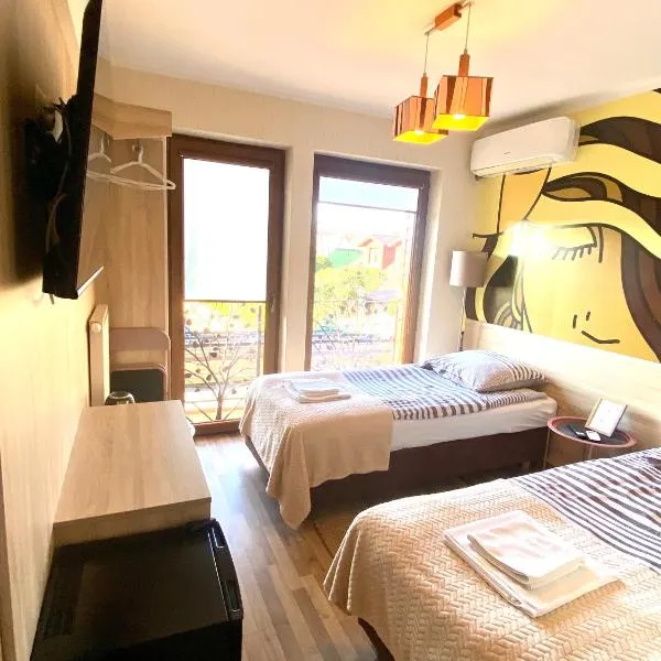 Pokoje Gościnne Pod Jabłoniami, hotel v destinaci Augustov
