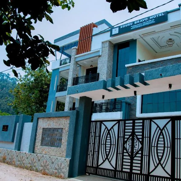 Zouru Bravo Motel, hotel u gradu 'Rubavu'