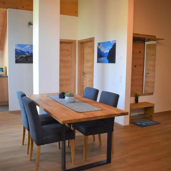 Ferienwohnungen Rosenheim - Pang, hotel v destinácii Rosenheim