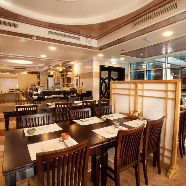 Golden Tulip Media Hotel photo 2