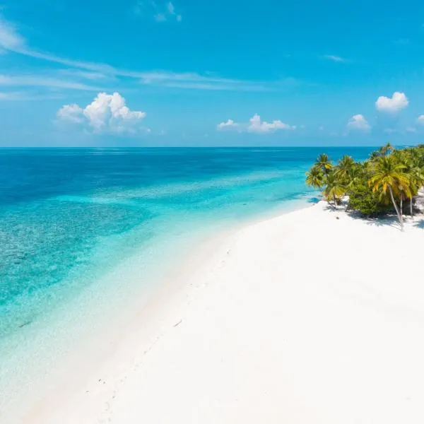 Baa Sand Maldives โรงแรมในKudarikilu