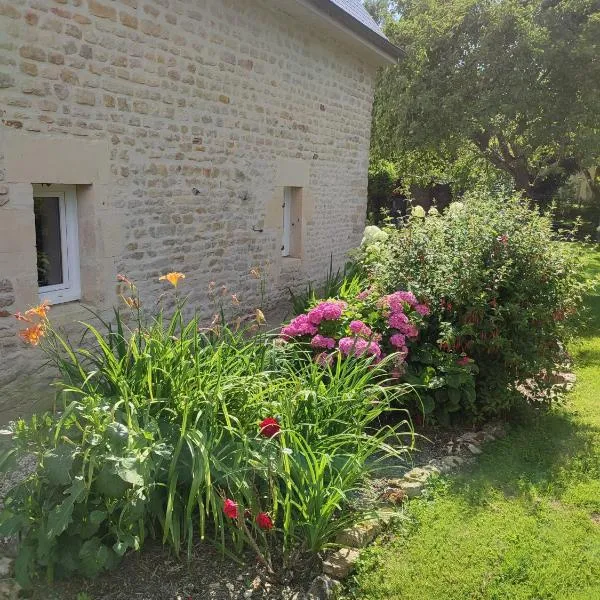Gîte Bienvenue chez Naty, hotel v destinaci Audrieu