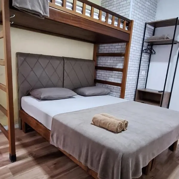 Hospedagem Camisa 10, hotel in Santos