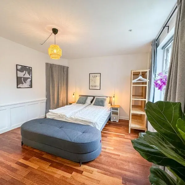 Stylish house in Århus with private entrance, hotel em Åbyhøj