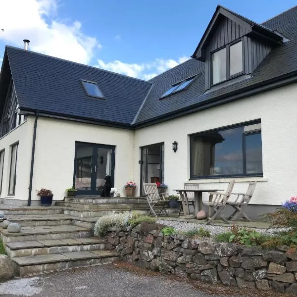 Rowantree, отель в городе Kiltarlty