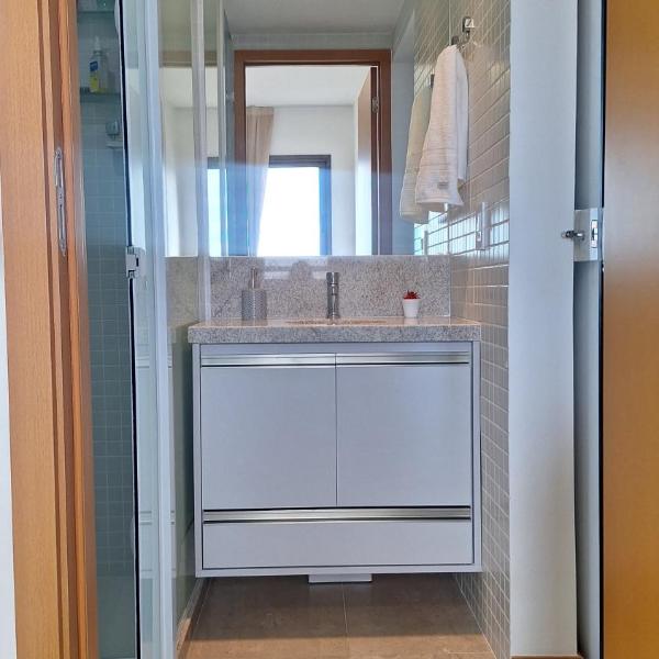 Apartamento Quarto e Sala, varanda, vista mar com infraestrutura - Foto 3