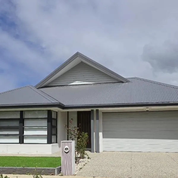 E 4 Room Retreat Family Friendly, khách sạn ở Tarneit