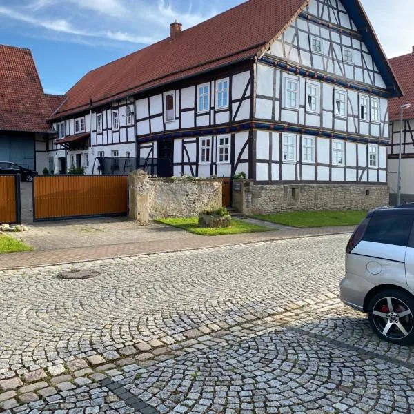 Pension Cösterhof, hotel v destinaci Breuna