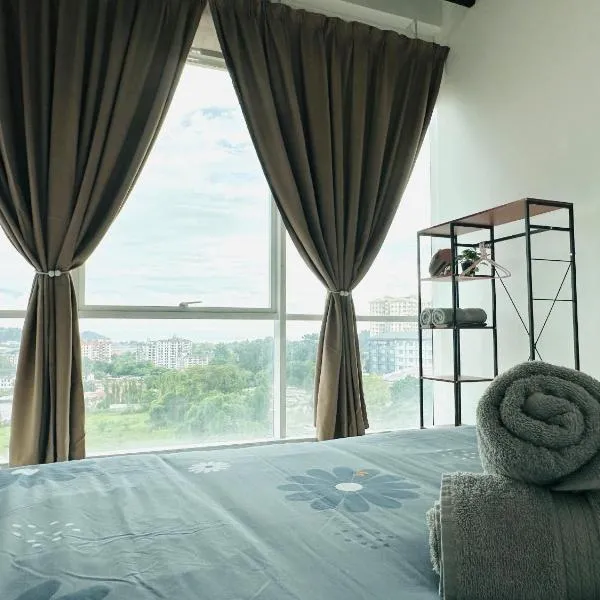 Fabulous Airport 2BR Suite# Straits Intl# Msg Chair, hotel v destinaci Bayan Lepas