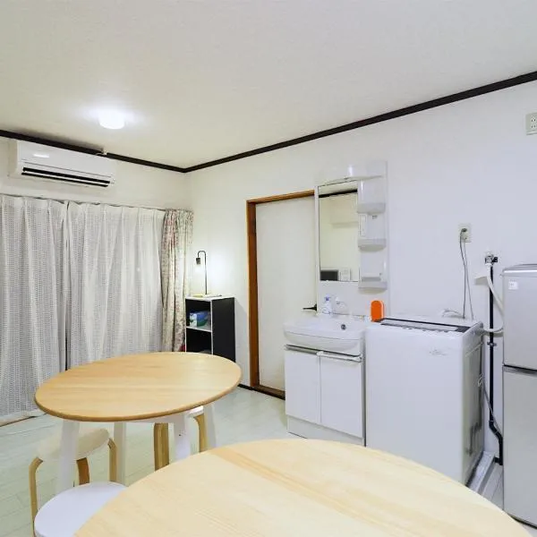 GLOCE 南伊豆アウトドアベースキャンプ（ゲストハウス）, hotel in Minamiizu