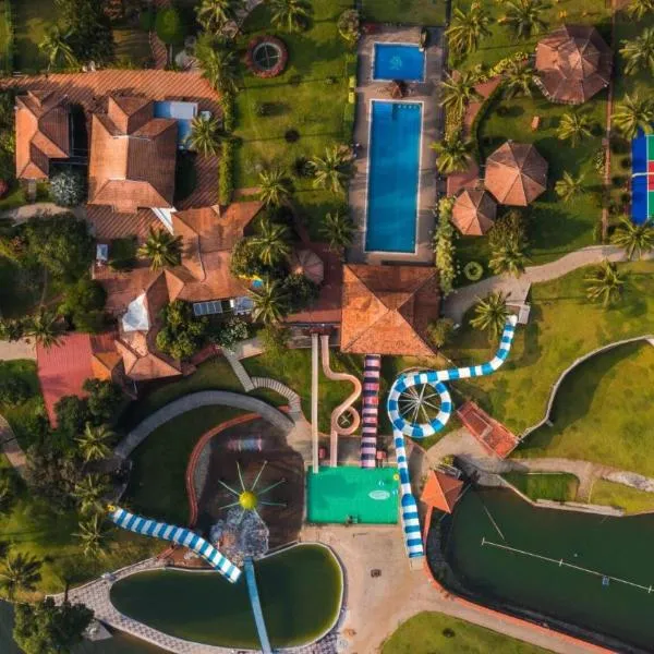 Tinton Adventure Resort, viešbutis mieste Golikatte