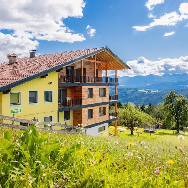 Bio- und Vitalbauernhof Bacherhof, hotel v destinaci Millstatt