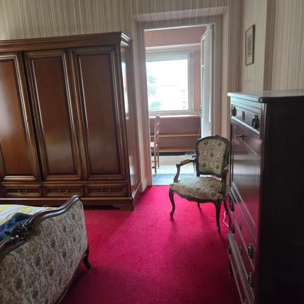 Goutanou chambre 3, hotel v destinaci Châtillon-de-Michaille