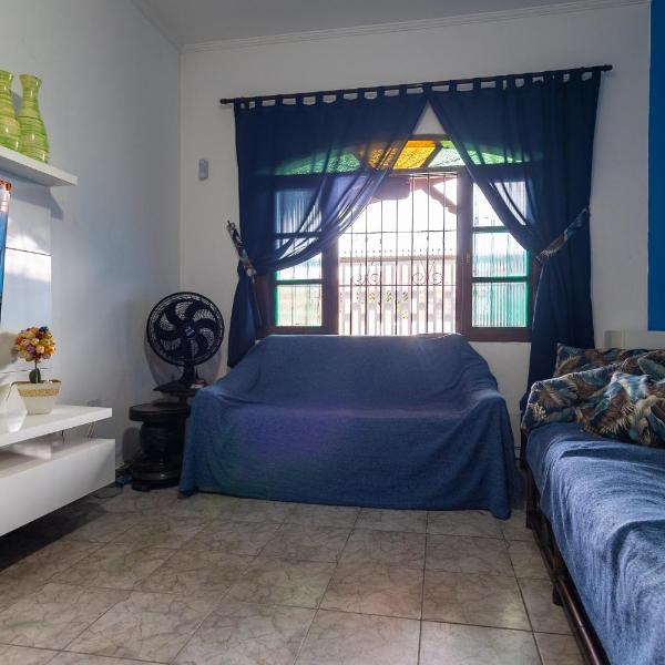 Casa azul, 2 quadras praia-wifi-garagem -churrasqueira e fogão a lenha - Aceita Caes -Caiçara-Praia Grande - Foto 4