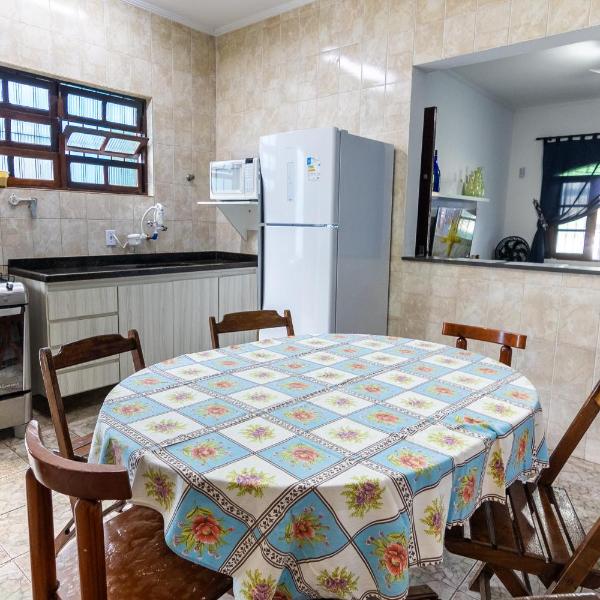 Casa azul, 2 quadras praia-wifi-garagem -churrasqueira e fogão a lenha - Aceita Caes -Caiçara-Praia Grande - Foto 5