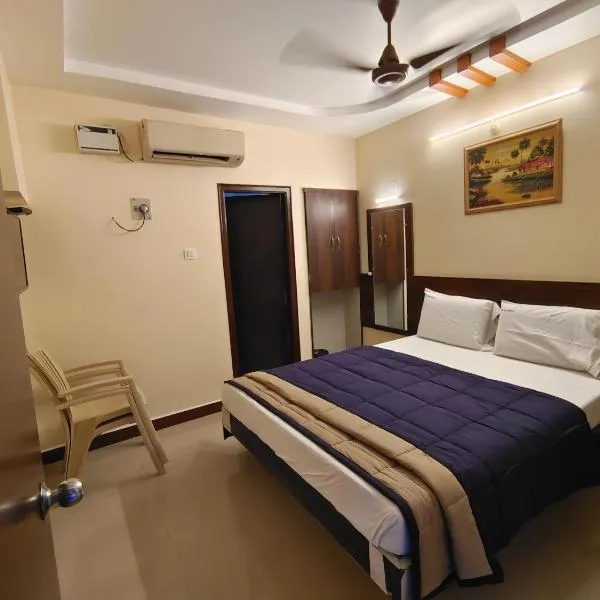 Hotel DKR Residency, hótel í Tirupati