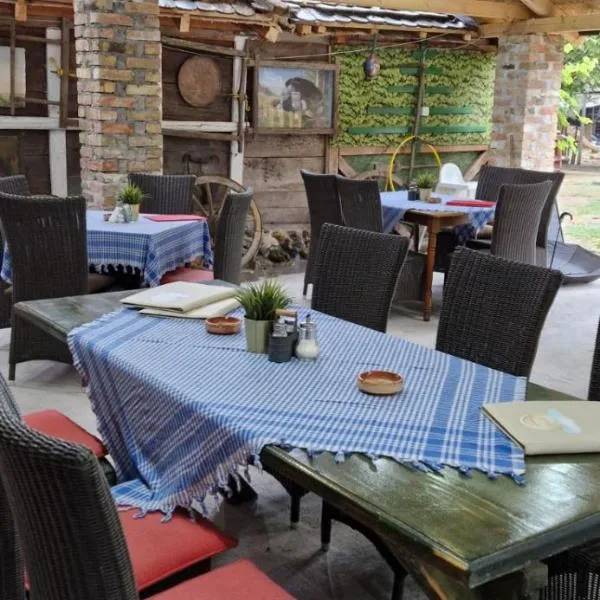Etno selo Dukat, hotel v destinaci Belo Polje