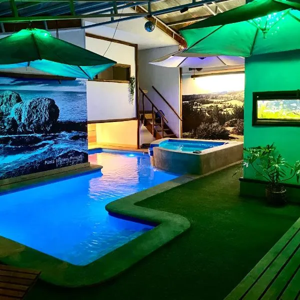 Rustika Pichilemu Apart Hotel Piscina Temperada Hidromasaje, hotel v destinaci Pichilemu
