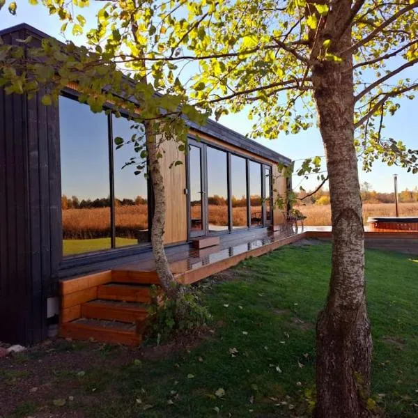 Sunset Retreat, hotel di Ainaži