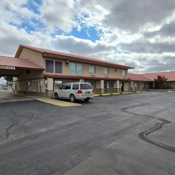 Texan Inn and Suites Monahans, hotel in Monahans