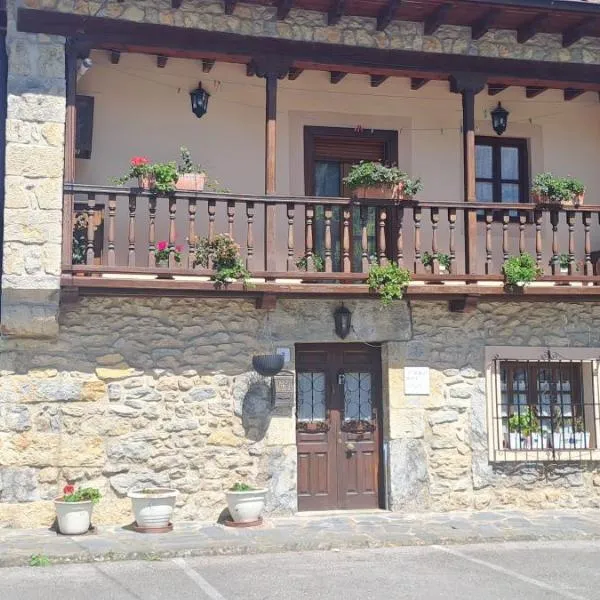 CASA DEL CURA, ξενοδοχείο σε Molleda