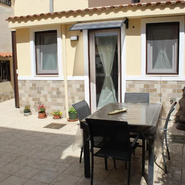 Corte San Giovanni Battista, hotel Angriban