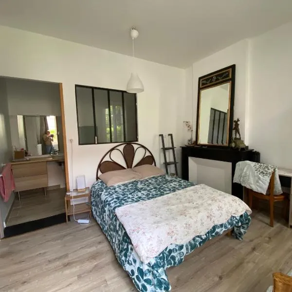 Au jardin Y, hotel v destinaci Moissac
