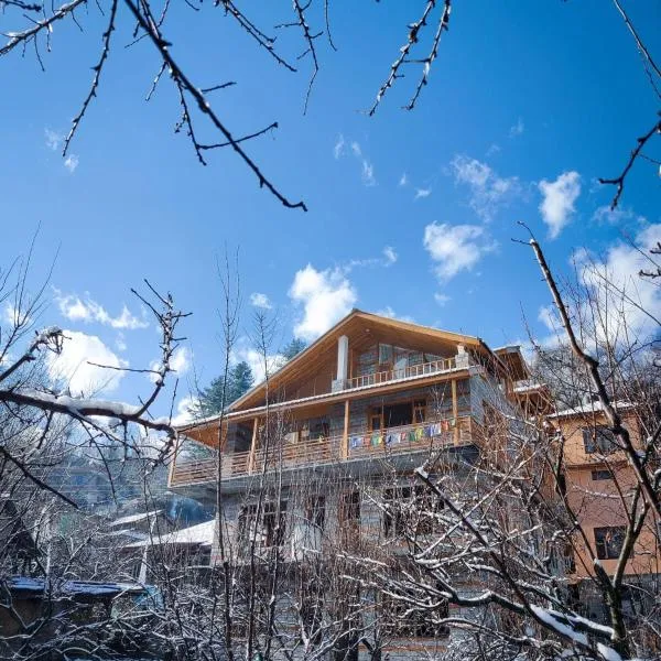 Zankhrpas A Himalayan Home - Manali, hotel in Manāli