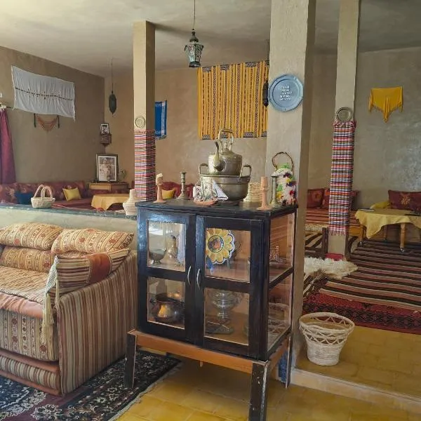 Gite Tamlli, hotel v destinaci Aoufous