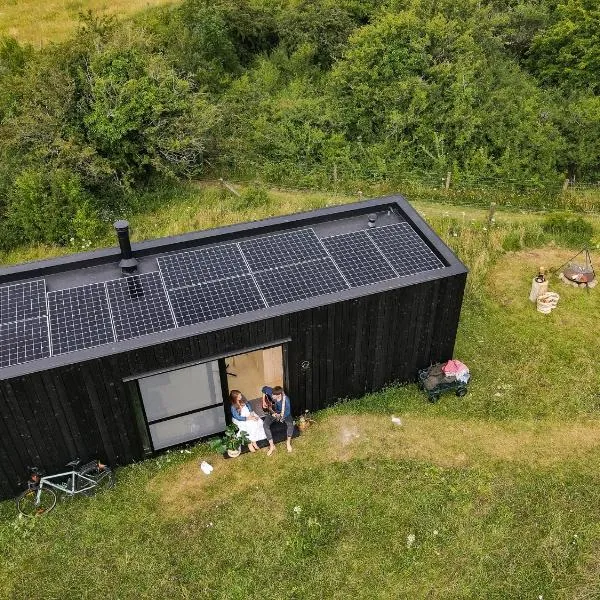 Wild Cabins Kinvara, hotel a Cloonnasee