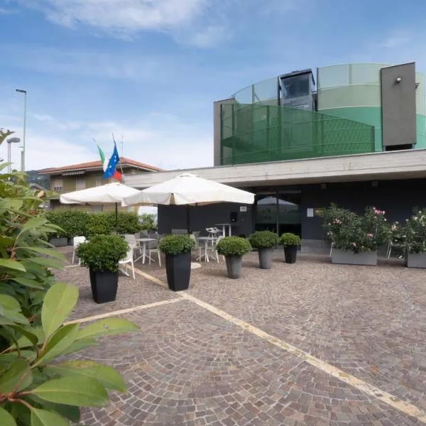 San Valentino Hotel, hotel v destinaci Villa di Serio