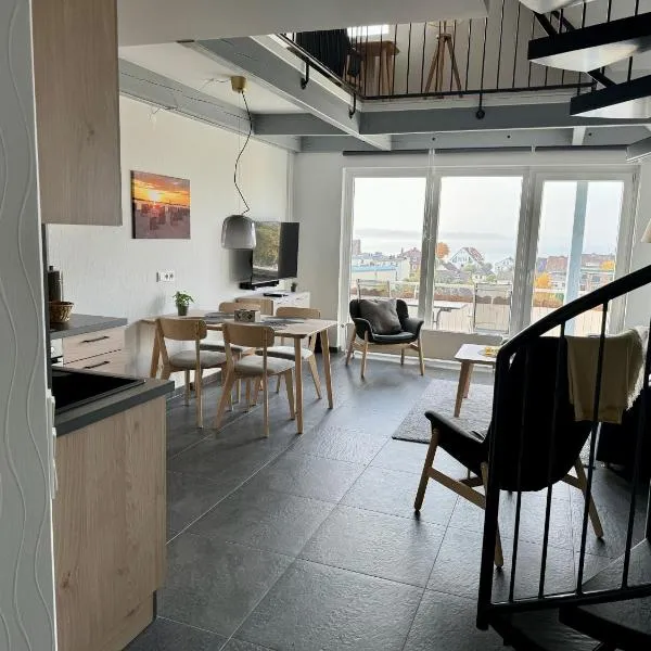 Fördeblick 16 Maisonette fram, hotel in Laboe