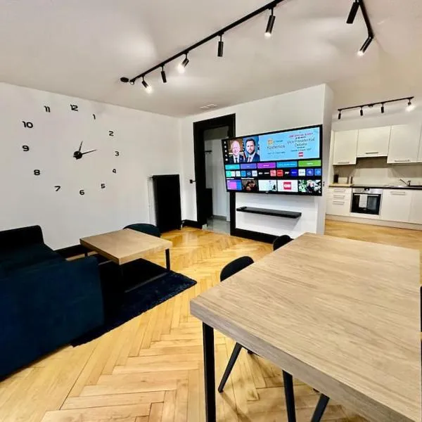 Cosy apartment in Lausanne, hotel v destinaci Montagibert