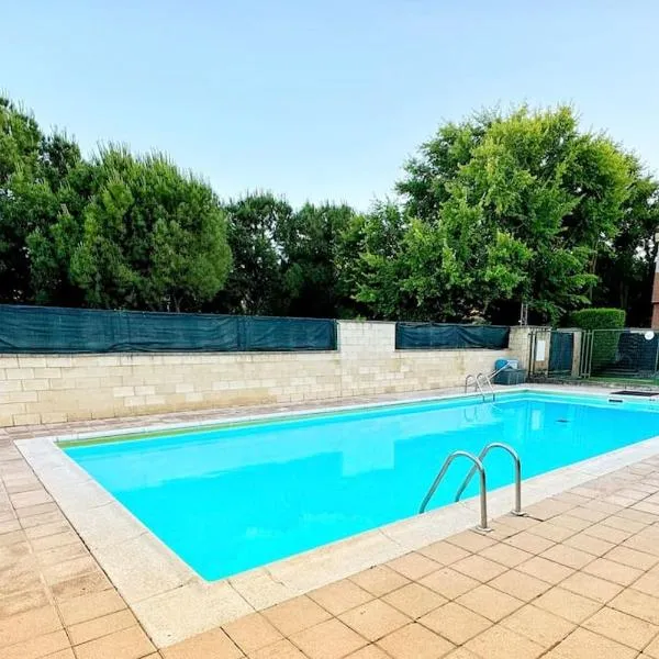 Casa Ribera del Pisuerga - Piscina privada – hotel w mieście Arroyo de la Encomienda