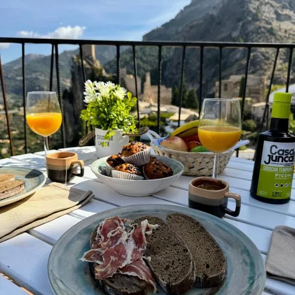 Casa Shanti, hotel v destinaci La Iruela