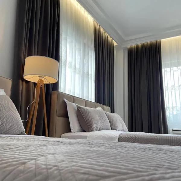 Guest House Nuhellari, hotel v destinaci Zhaban