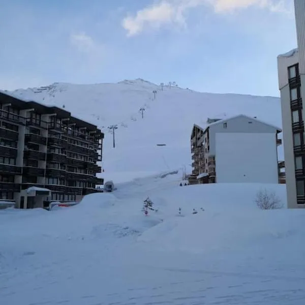 MyHome - Plein Soleil 31 - Charmant studio 4 personnes au pied des pistes - Val Claret, hotel di Tignes