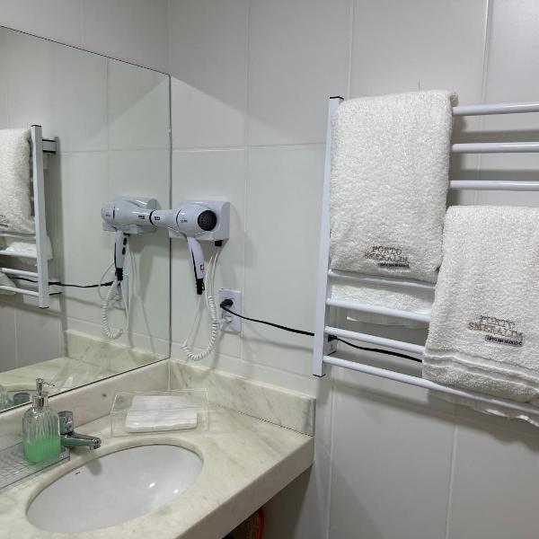 Apt hotel praia Guarajuba condominio Porto Smeralda praia excluisiva - Foto 3