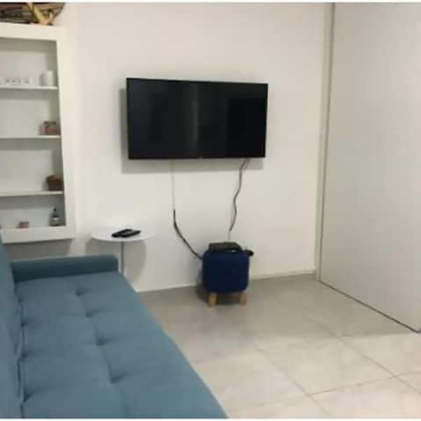 Apto aconchegante e bem localizado com ar e wi-fi - Foto 4