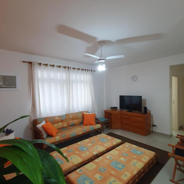 Apartamento na Enseada - A 5 minutos a pé da praia com Wi-Fi e TV a Cabo - Foto 5