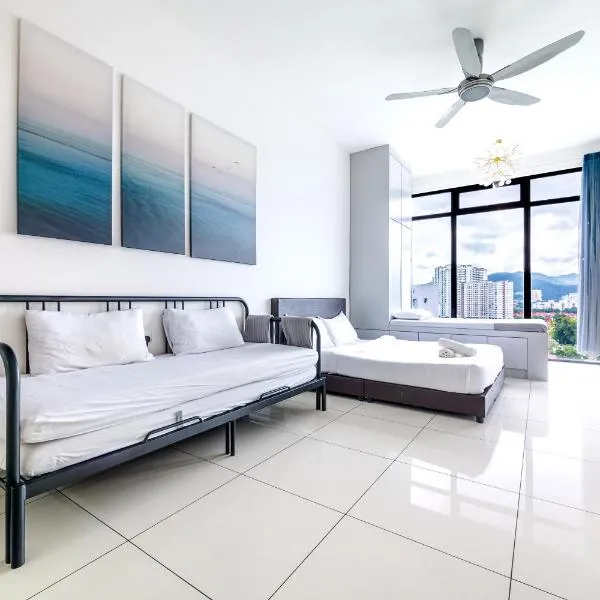 #12Georgetown Luxury Suite with Rooftop Pool, hotel a George Town
