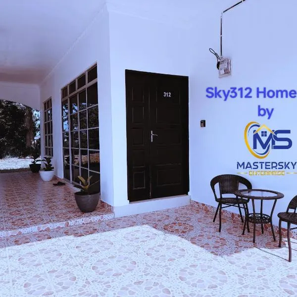 Sky312 Muslim Homestay, hotel in Pantai Cenang